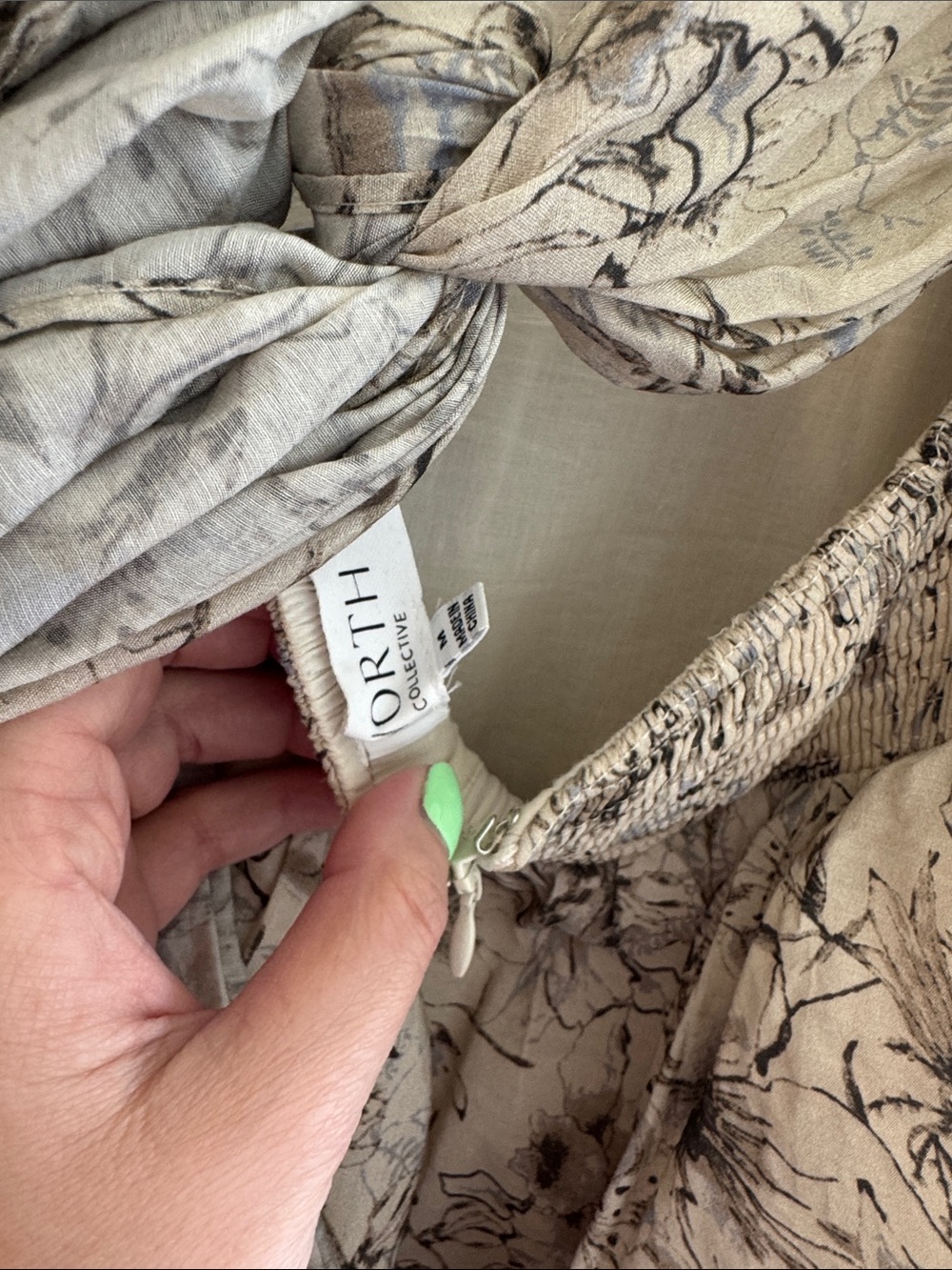 Floral Square-Neck Maxi Dress in Cream and Black - Picture 3 of 3
